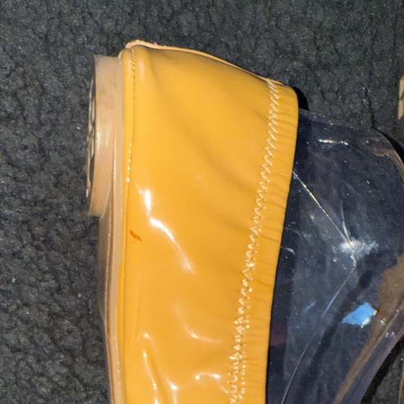 Tory Burch Yellow Leather Flats with Bow - Picture 5 of 10